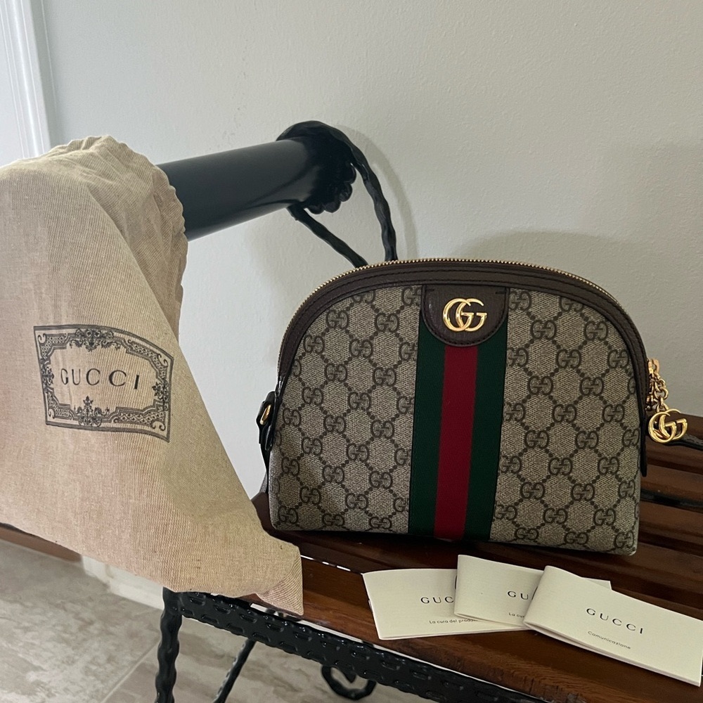 Gucci Ophidia GG Supreme Small Shoulder Bag